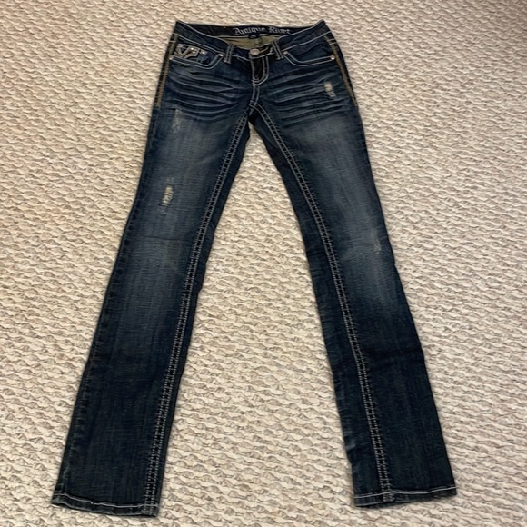 Antique Rivet mid-rise distressed straight leg size 25 - Picture 4 of 9